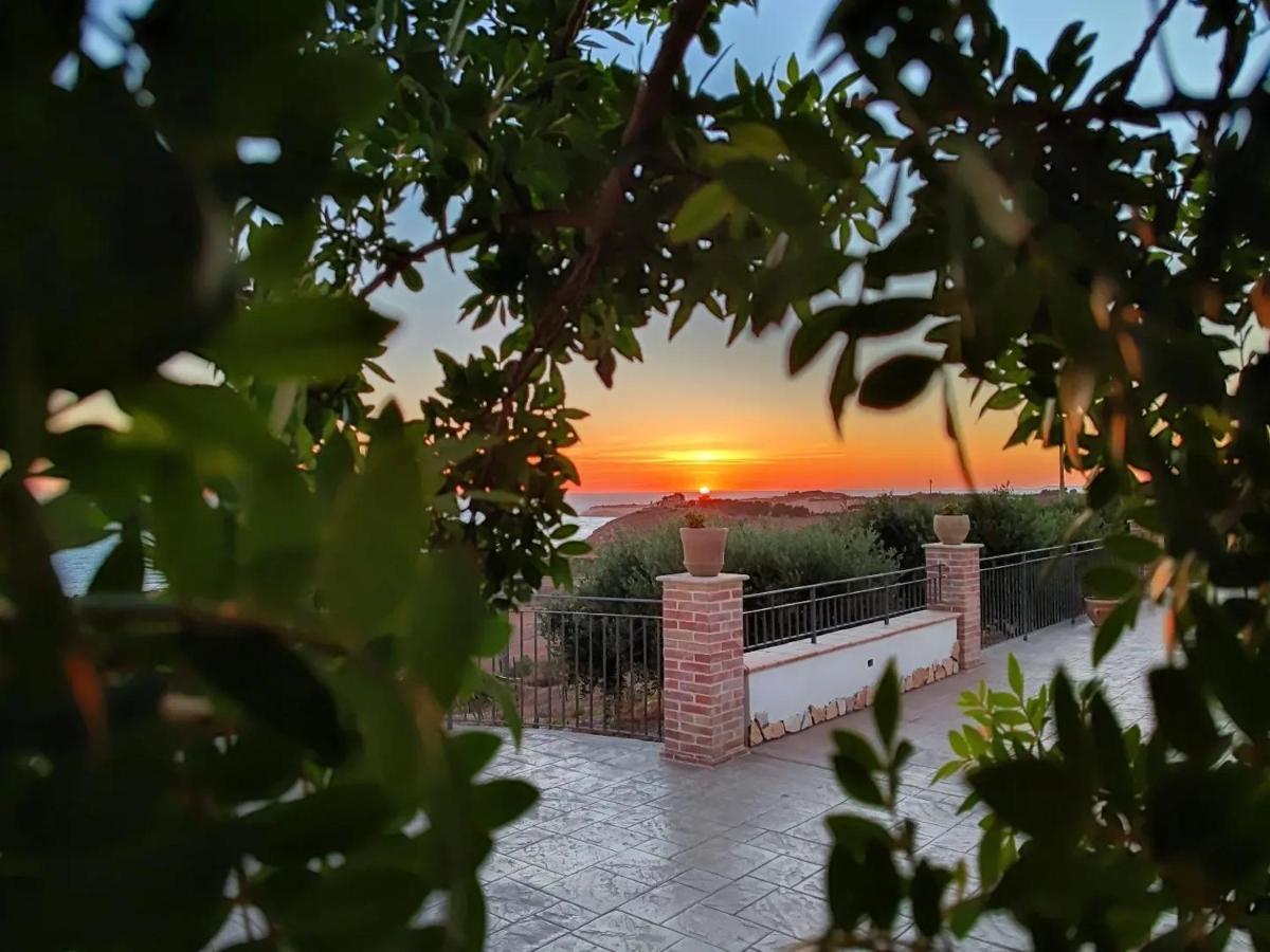 Il Casale Di Bovo Marina Vila Montallegro Exterior foto