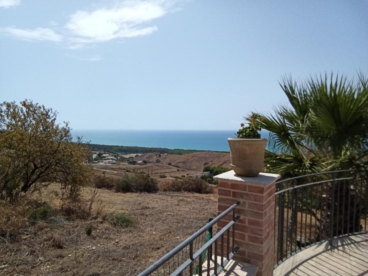 Il Casale Di Bovo Marina Vila Montallegro Exterior foto