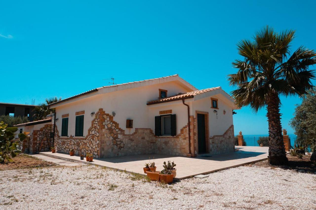 Il Casale Di Bovo Marina Vila Montallegro Exterior foto